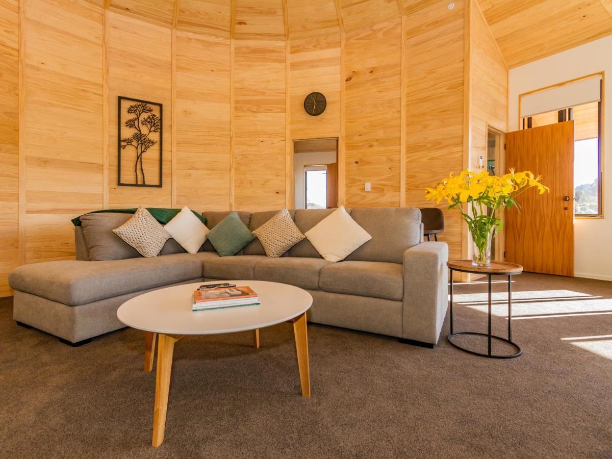 Heavenly Spa Views - Ohakune Holiday Home 외부 사진