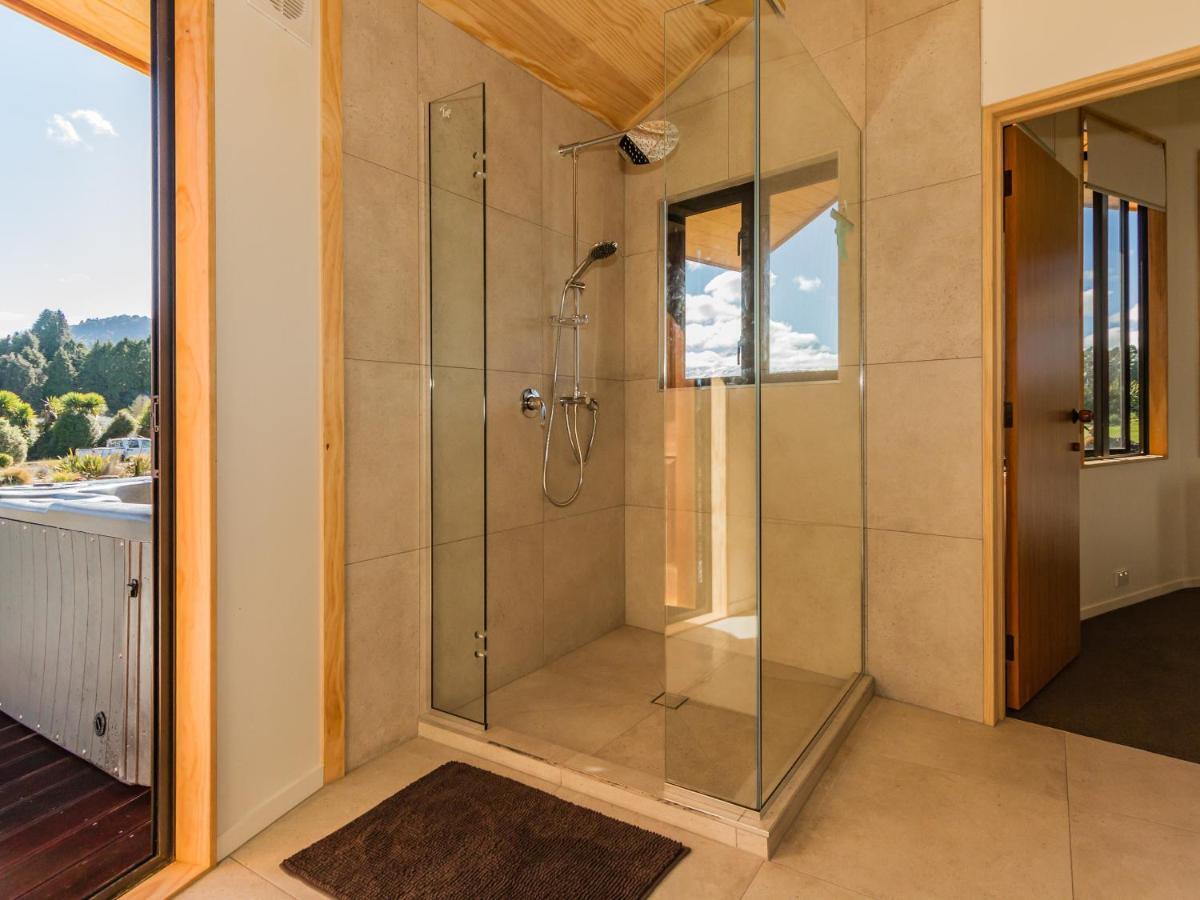 Heavenly Spa Views - Ohakune Holiday Home 외부 사진