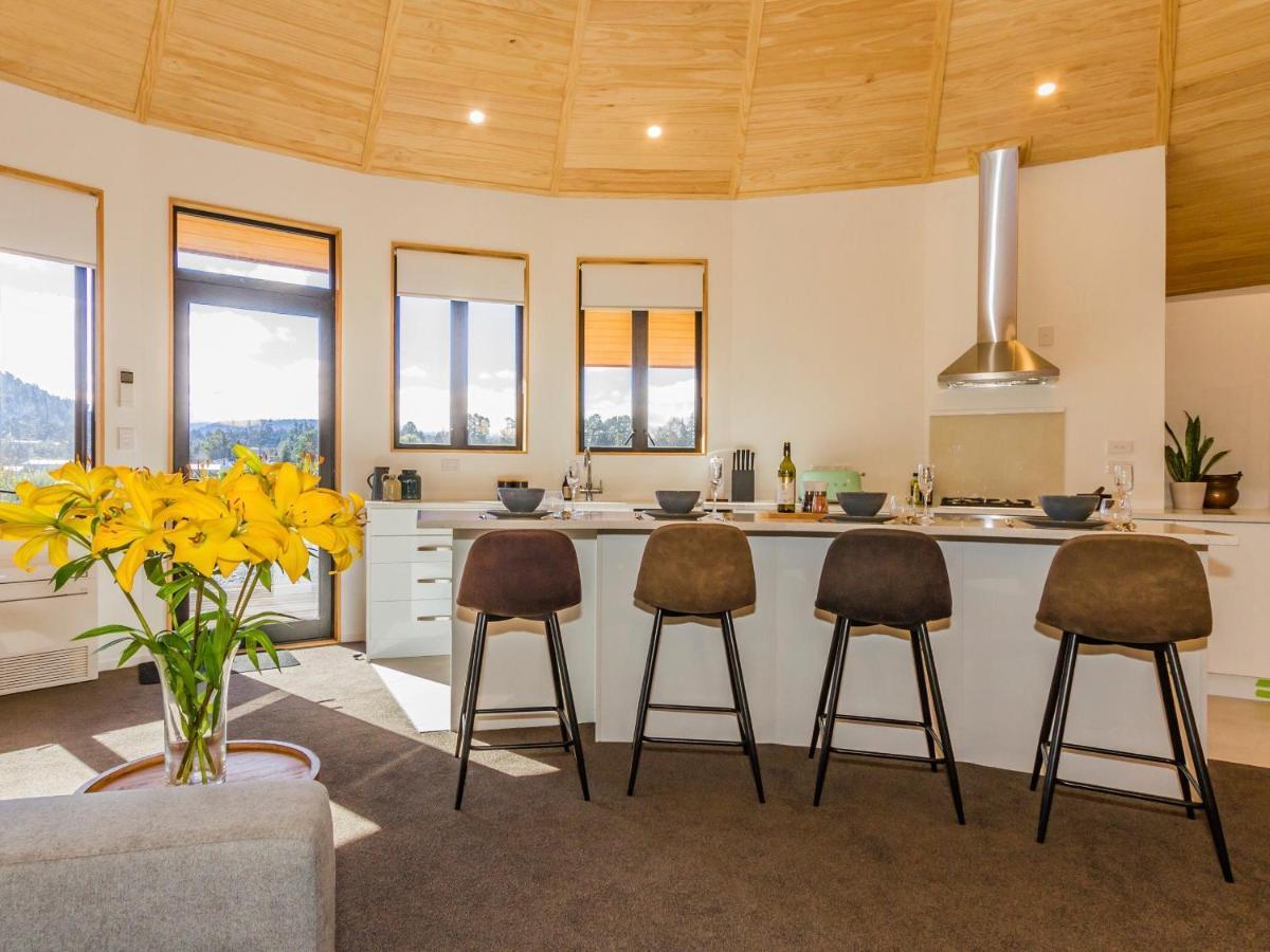 Heavenly Spa Views - Ohakune Holiday Home 외부 사진